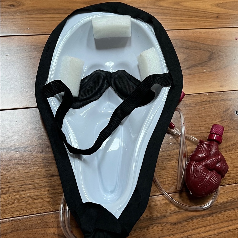 Scram Mask - Picture 3 of 4